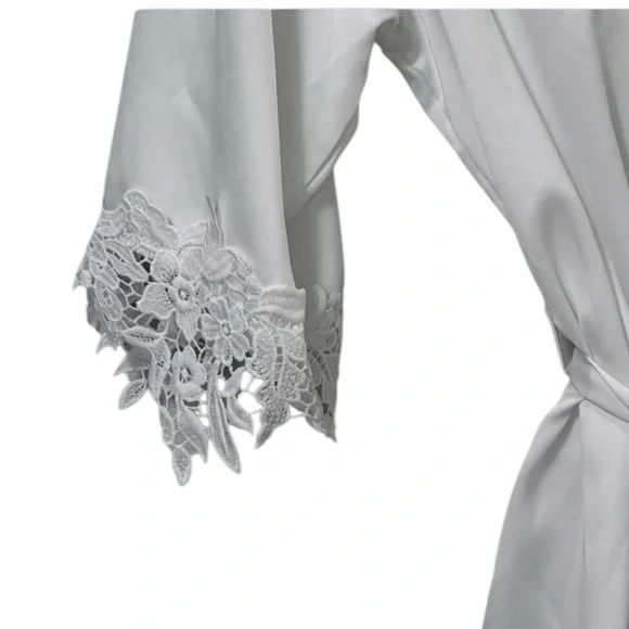 MAEVEN Stella Satin Lace White Robe Size Medium M - Picture 5 of 7